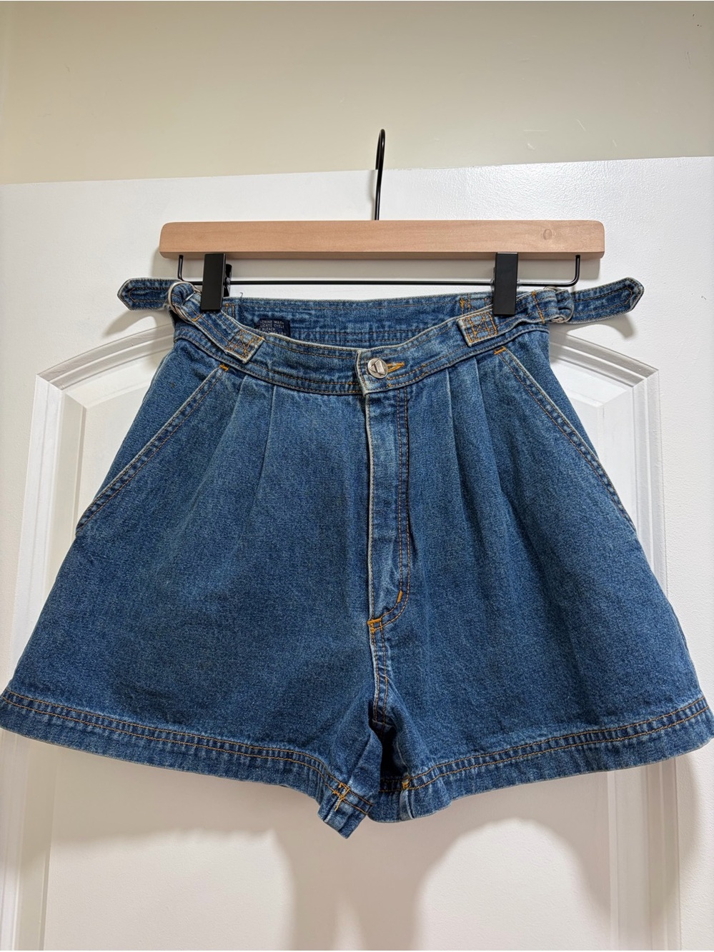 Vintage Liz Claiborne Pleated Denim Shorts High Waisted 100% Cotton 80s 90s